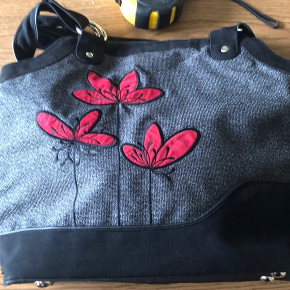 Floral Purse - Picture 2 of 7